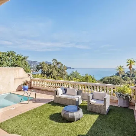 Villa Piscine, Vue Cap Negre